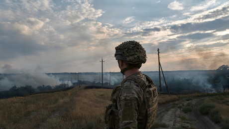 Ukraines militärische Krise: Zusammenbruch und Desertionen im Donbass