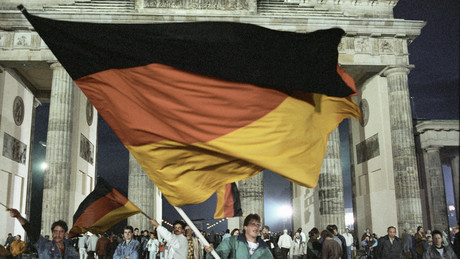 Deutschlands tiefe Spaltung: Die anhaltenden Ost-West Unterschiede und neue Konflikte