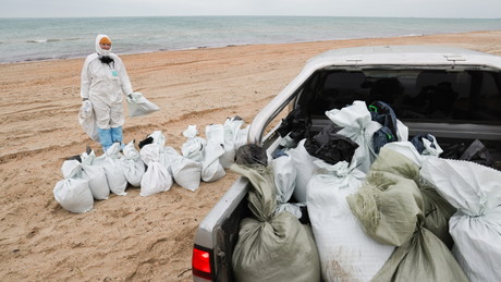 Ölkatastrophe im Schwarzen Meer führt zu nationalem Notstand in Russland