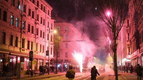 Tragische Unfälle durch Pyrotechnik in der Silvesternacht in Deutschland