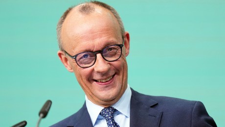 Machtübernahme in Deutschland? BlackRock am Steuer der Politik!