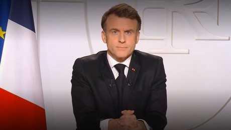 Macrons dramatische Warnung: “Russland stellt eine Bedrohung für Frankreich und ganz Europa dar” – Atomwaffen im Fokus seiner TV-Rede