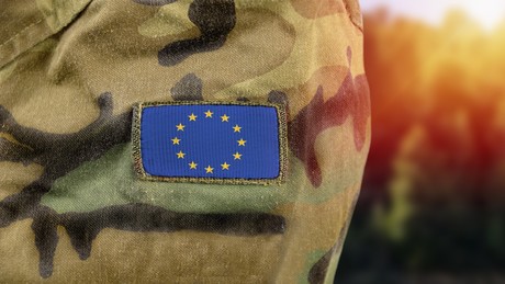 EU-Truppen in der Ukraine: Ein Ende der Neutralität Kiews?