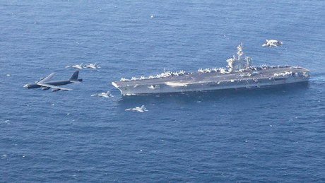 Iran droht USA: Revolutionsgarde mit “Finger am Abzug” – Eskalation im Nahen Osten