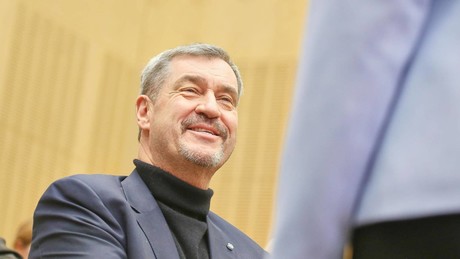 Söders Rechenfehler: Warum seine 42-Stunden-Woche nicht aufgeht