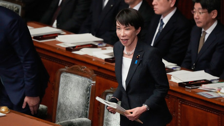 Japans Premierministerin schlägt Alarm: “Chinas Zwangsmaßnahmen bedrohen uns” – Sicherheitsreform in Planung