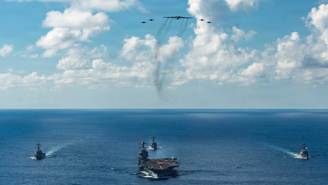 USA schicken Super-Flugzeugträger Gerald Ford in den Nahen Osten: Droht jetzt der Krieg mit Iran?