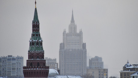 Lawrow enthüllt: Europäer mussten im Vorraum warten, während über Ukraine verhandelt wurde