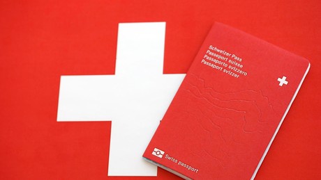 Schweiz bürgert Toten ein: “Das ist ein Skandal” – Thurgauer Verfahren sorgt für Empörung