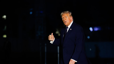 Trump kündigt Sanktionslockerung an: Ölpreise stürzen ab!