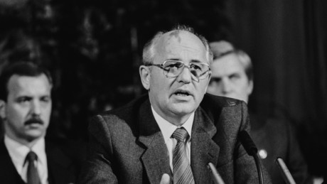 Putins Krieg: Wie die Sonderoperation Gorbatschows historische Fehler korrigiert