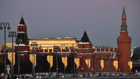 Kreml enttäuscht: Macrons Sondergesandter brachte “keine positiven Signale” aus Paris mit