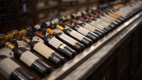 Frankreichs Weinexport-Kollaps: Aus den Top 3 in Russland verdrängt!