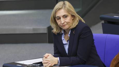 Regierung plant drastischen Schnitt: Familienmitglieder bald nicht mehr kostenlos krankenversichert?