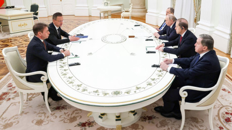 Orbán unter Beschuss: Die Russiagate-Vorlage wird jetzt gegen Ungarn aktiviert