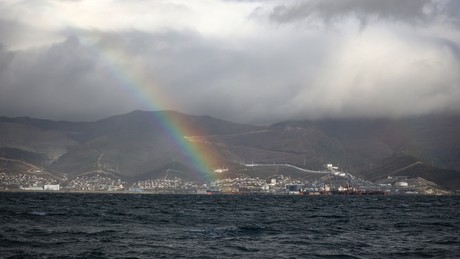 TÄGLICHER MILLIARDENVERLUST: Russlands Ostseehäfen lahmgelegt – Wirtschaft blutet aus