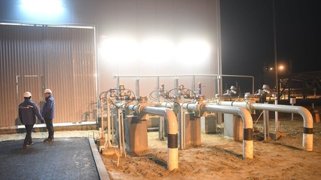 Serbiens Präsident Aleksandar Vučić verkündet: “Russisches Gas fließt weiter!