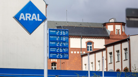 Dieselpreis-Explosion: Deutsche Autofahrer zahlen jetzt Rekordbetrag an der Zapfsäule