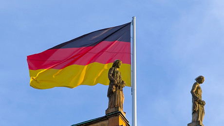 Sanktionen als Waffe: Wie der Staat Journalisten und Arbeitslose mit Drohkulissen unter Druck setzt