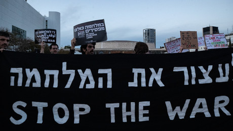 Polizei-Eskalation in Tel-Aviv: Friedensaktivisten unter Kriegsrecht brutal niedergeknüppelt