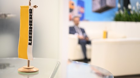 Gerichtsurteil: Liebherr muss Millionen an russische Tochter zahlen – trotz Sanktionen?