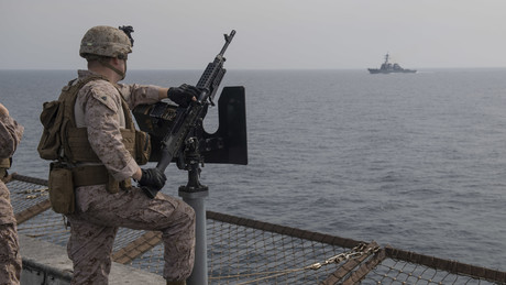 Britische Führung: NATO rüstet sich für Eskalation an der strategischen Meerenge von Hormus