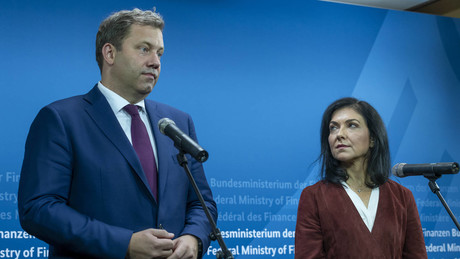 SPRIT-PREIS-SKANDAL: Reiche greift ein – während Klingbeil noch verhandelt!