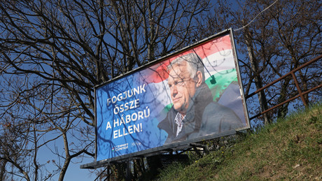 Ungarns Schicksalswahl: Orbáns Machtkampf gegen die Opposition