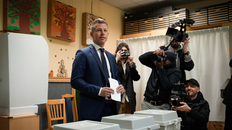 Ungarns Opposition vor historischem Sieg: Zwei-Drittel-Mehrheit in Reichweite!