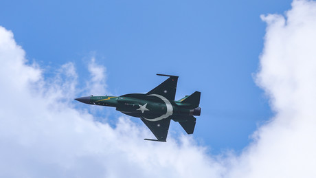 Pakistan schickt Militär nach Saudi-Arabien: Truppen und Kampfflugzeuge im Einsatz