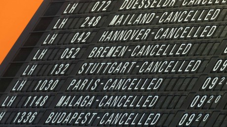 Lufthansa-Chaos: Flugbegleiter streiken zwei Tage – Hunderte Flüge gestrichen!
