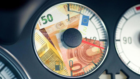 Versagertruppe GroKo? Ökonomen zerlegen Spritpreisbremse als “hektische Maßnahme