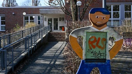 Justiz lässt Linken-Politikerin laufen: Kein Verfahren im Neuköllner Vergewaltigungsskandal – Staatsanwaltschaft spricht von “keinem Anfangsverdacht