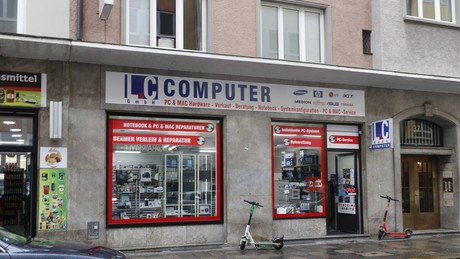 Mega-Einsatz in München: 500 Beamte stürmen Gebäude – Was steckt dahinter?