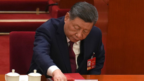 China füllt Ölreserven auf – brisante Vorbereitung auf den Iran-Krieg