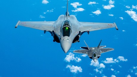 Frankreichs nukleare Drohgebärde: Geheimübungen für Atomschläge auf russische Ziele in Polen