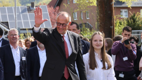 Sensationelle Wende: Merz fordert Ukraine zu Gebietsabtretungen auf