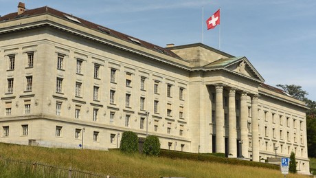 Skandal am Schweizer Bundesgericht: SVP verlangt sofortigen Rücktritt nach Liebesaffäre