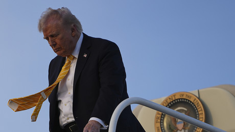 Trumps Umfragewerte stürzen ab – neuer Tiefststand erreicht!