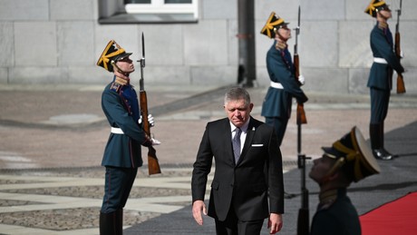 Fico sagt Moskau ab – Premier schwänzt Putins Siegesparade!