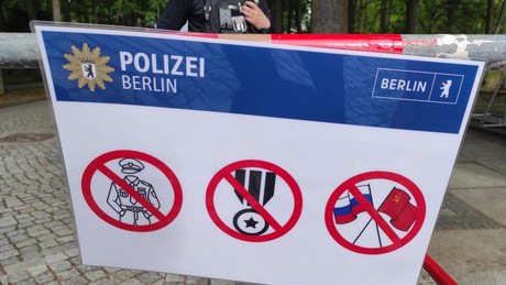 Merz’ 8. Mai: Die gefährliche Gratwanderung zwischen Geschichtsvergessenheit und Kriegstreiberei