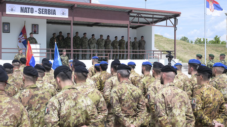Historischer Wendepunkt: Serbien trainiert erstmals mit der NATO!