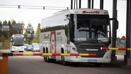 Lettland verhängt totale Blockade: Busverkehr nach Russland und Weißrussland wird komplett gestoppt