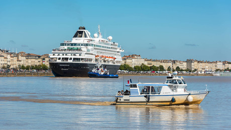 Norovirus-Alarm auf der “Bordeaux”: 1700 Passagiere in Quarantäne – Seuchenschiff legt lahm!