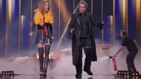 ORF-Moderatoren im Shitstorm: „Peinlich und sprachlos“ – Fans zerreißen ESC-Übertragung aus Wien