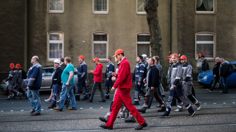 Die Neid-Falle: Wie aus Debatten Zwangsarbeit und 73-Stunden-Wochen werden!