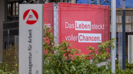 Alarm in Deutschland: Job-Krise – Nur noch der Staat rettet den Arbeitsmarkt!
