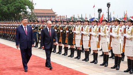 Westen führt hybriden Krieg gegen russisch-chinesische Achse – Eskalation der globalen Machtspiele!