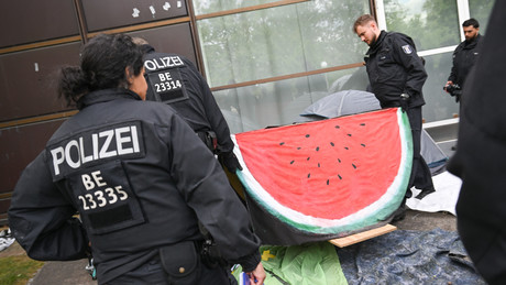 Skandal ums Rot-Grün: Verfassungsschutz erklärt Wassermelone zum neuen Symbol der Extremisten!