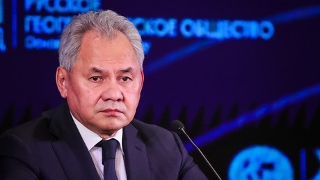 Moskau droht Eriwan: Schoigu warnt Armenien vor „unfreundlichen Schritten“